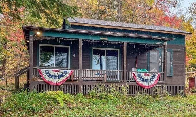 Old Forge Cabin | Lovers Leap on 4th Lake