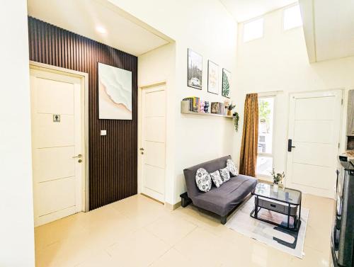 Batam House | Lovina Spacious and Cozy 2-bedroom at Orchard Park