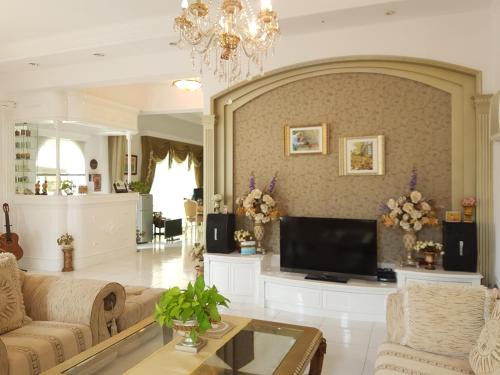Huxi Bed & Breakfast | Loving Hut Paradise Island Vegan B&B