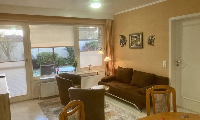 Wangerland Apartment | Lovingly furnished barrier-free apartment for 2 people. u. 1 toddler