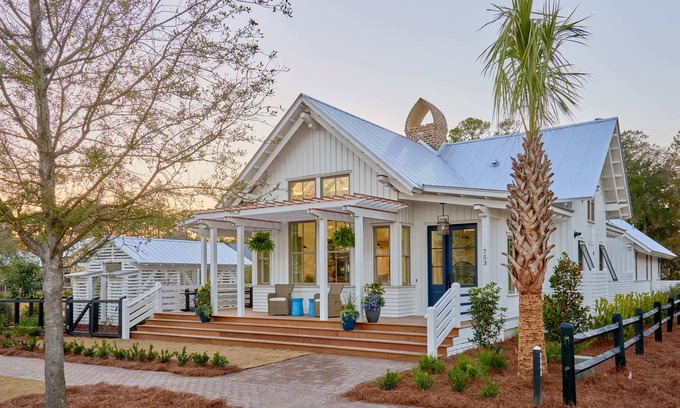 Palmetto Bluff House | Lowcountry Cottage - A Hidden Gem in Moreland Village!