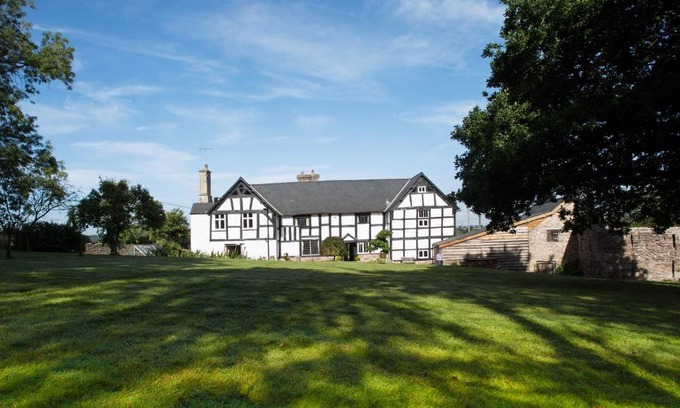 Walford Bed & Breakfast | Lower Wythall B&B