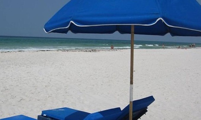 Thomas Drive Condo | Lowered prices for Aug & Sept. Book now! 2bed 2bath Gulf Crest Condos! 3rd floor