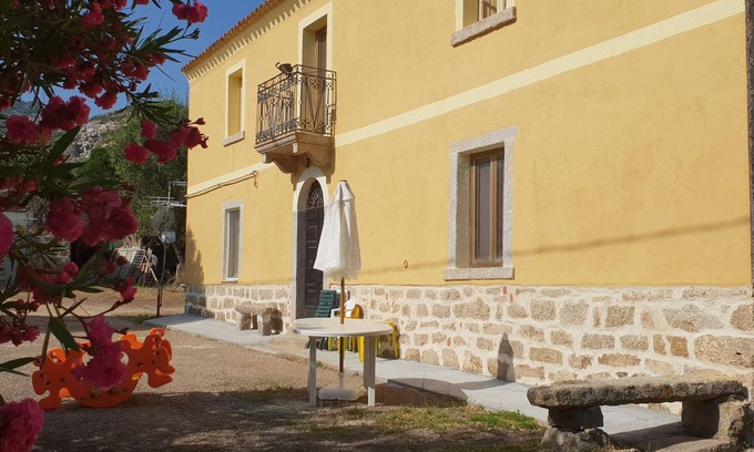 Sant'Antonio di Gallura House | LU BULIONI