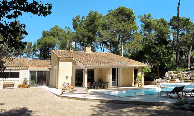 Cavaillon House | Luberon Vidauque by Interhome