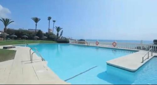 Sitio de Calahonda Apartment | Lubina del Sol beachfront