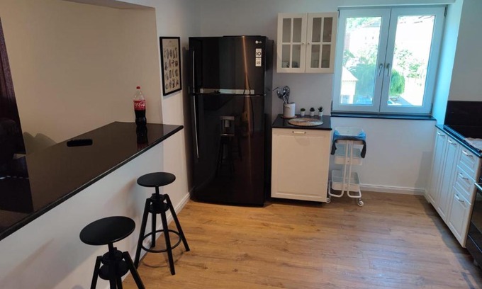 Baile Herculane Apartment | Luca apartament 3 camere