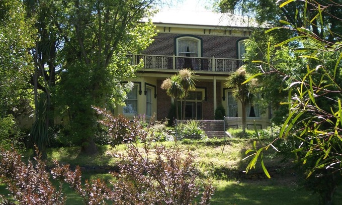 Latrobe Bed & Breakfast | Lucinda B&B