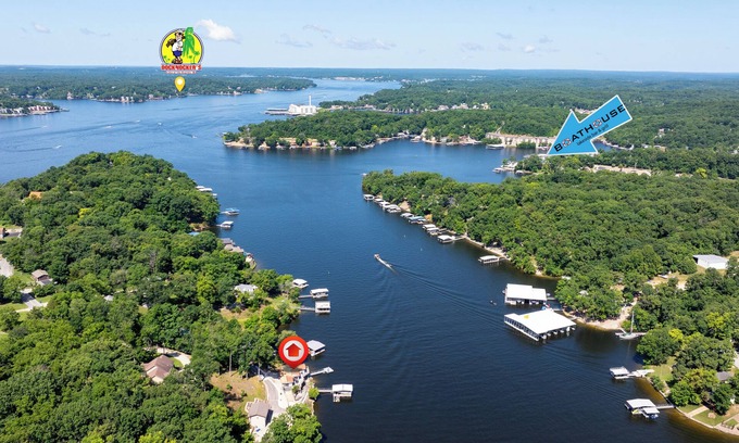 Osage Beach Apartment | Lucky Duck Water's Edge stand alone 1-bedroom apartment in Lake Ozark, Missouri
