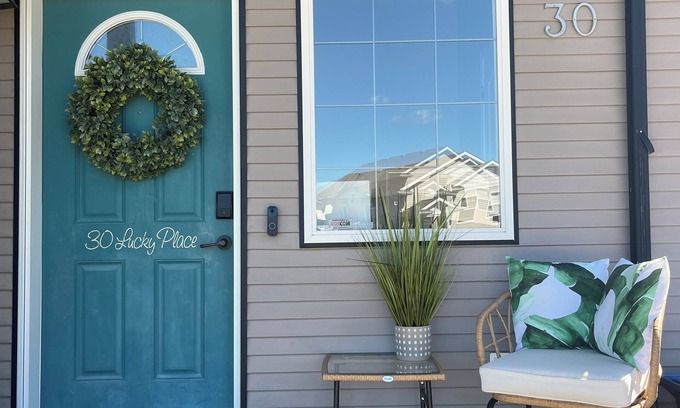Sylvan Lake House | Lucky Lake House