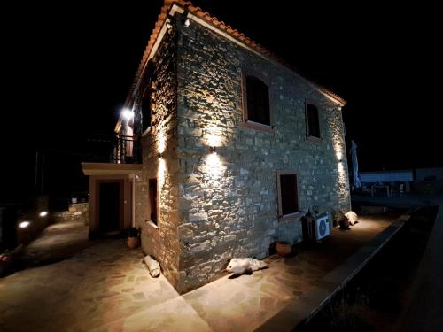 Mirina House | Lucy's luxury I