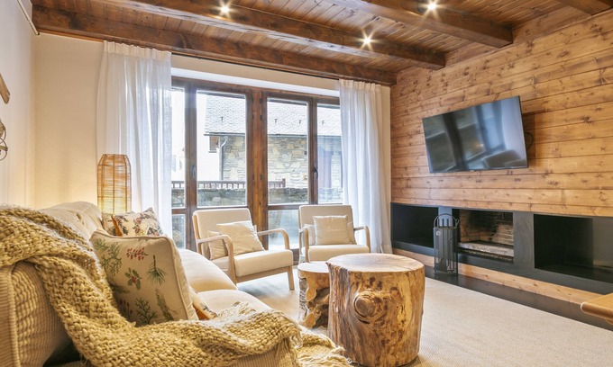 Vielha e Mijaran Apartment | Luderna - Apto con terraza Cap de la Vila