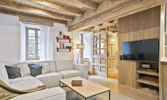 Arties House | Luderna - Casa con terraza Codorna