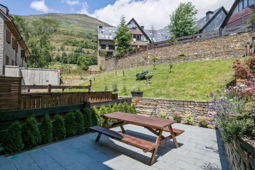 Gessa Apartment | Luderna - Dúplex con jardín des Treuetes