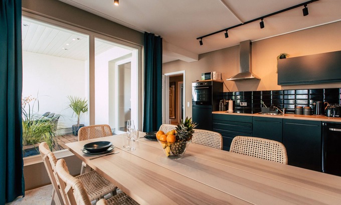 Zentrum-Ost Hotel | Luga Homes – Stadthaus