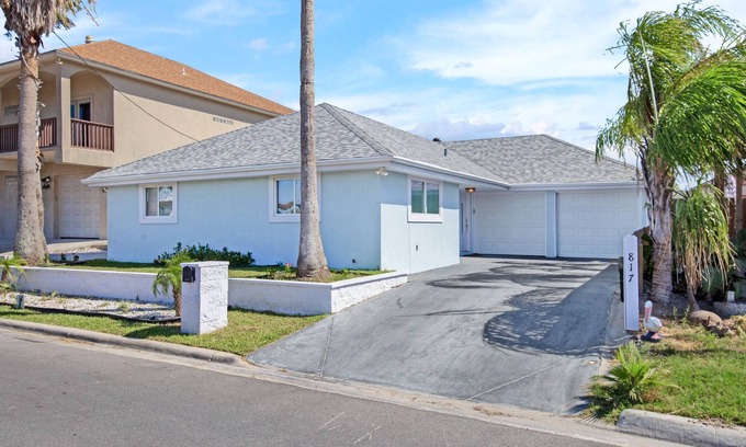 Port Isabel House | Lugo Fishing Paradise in Historic Port Isabel