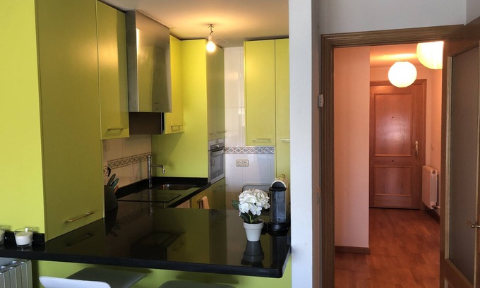 Platina Apartment | Luis Vives accommodation, next to University campus