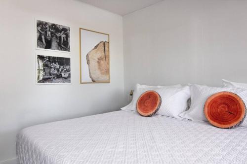 Balsam Lake Apartment | LumberJill Lodge Room 3