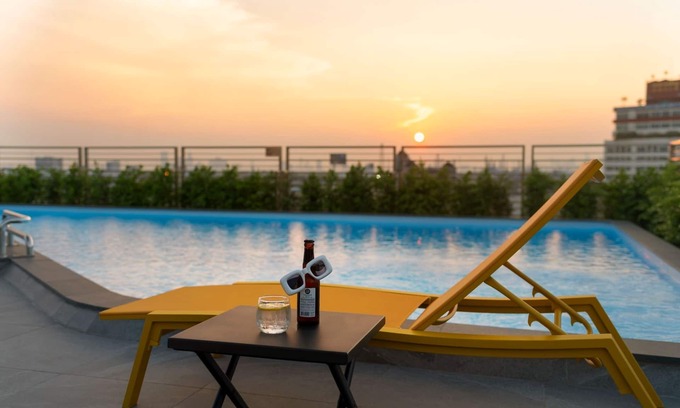 Bang Na Hotel | Lumen Bangkok Udomsuk Station