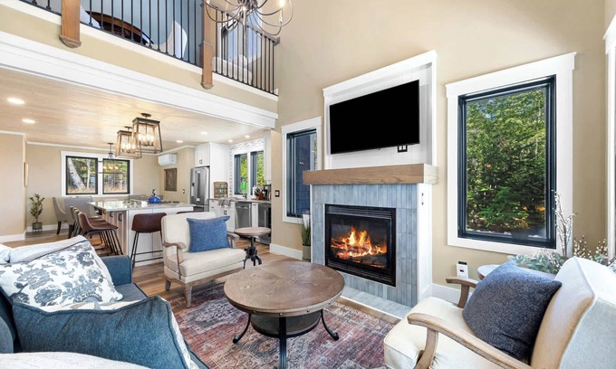Lamoine House | Lumen Bay House-Ocean Pure