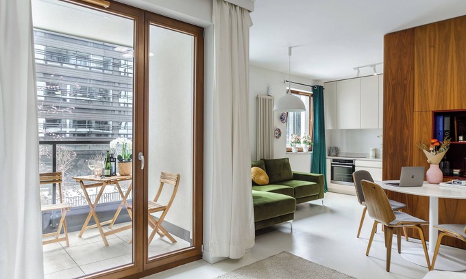 Mirow Apartment | Lumina lux apart near Uprising Museum