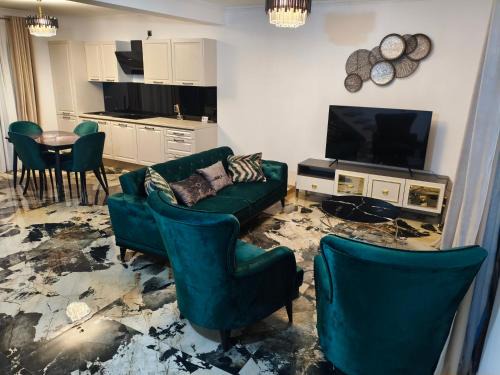 Zalau House | Luminia Gold Bradet