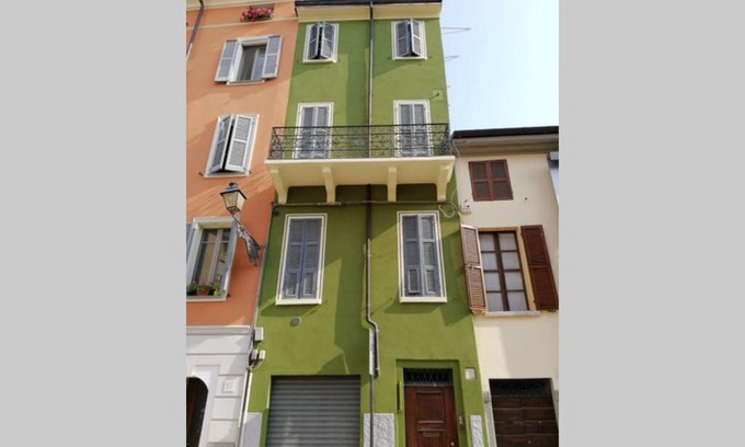 Oltretorrente Apartment | Luminoso appartamento in centro storico.
