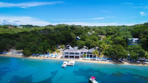 Antoneys Cay Resort | Luna Beach Luxury Boutique Beach Front Resort