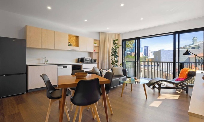 Kirribilli Apartment | Luna Glow Harbourside Escape near Sydneys Icons