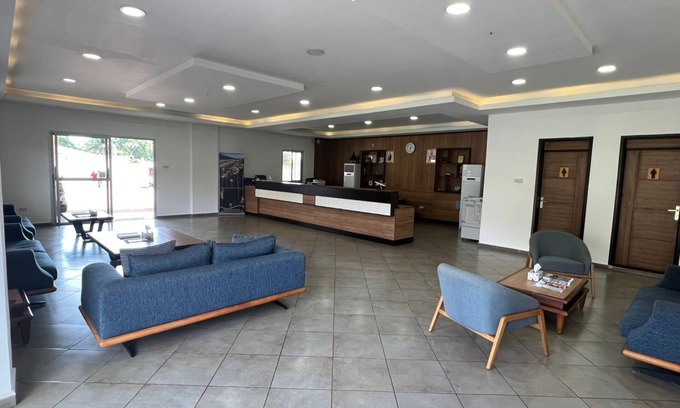 Tulun Hotel | Lungi Gateway Hotel