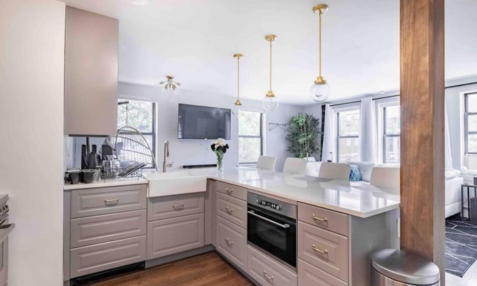 Ditmas Park Condo | Lush 2 bedroom Condo