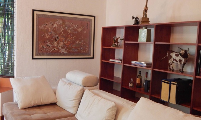 Greater Johannesburg Metropolitan Area Apartment | Lush retreat in the heart of Johannesburg's elegant northern suburbs