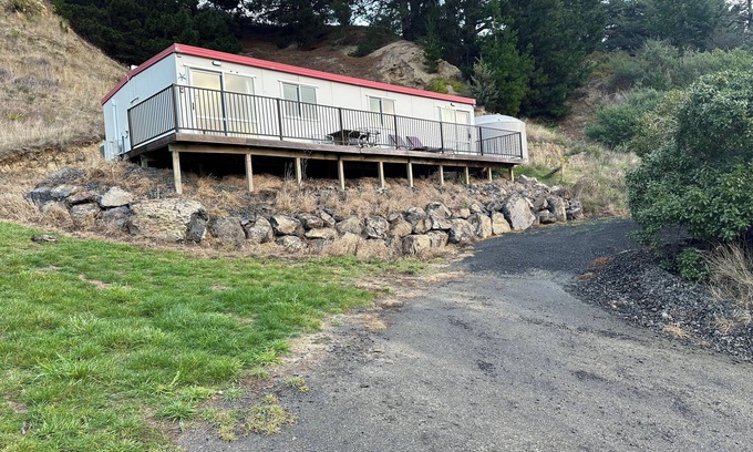 Akaroa House | Lushingtons Bay - Takamatua