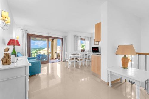 Liscia di Vacca Villa | Lussuosa Dimora Vista Mare con Piscina e Spiaggia a 300 MT