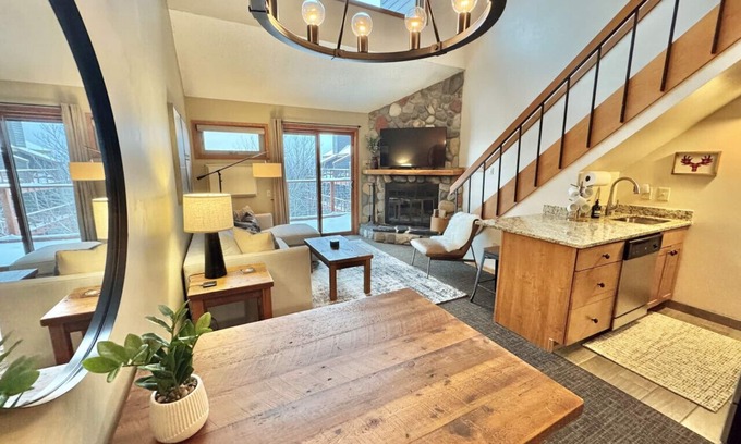 Lutsen House | Lutsen Mtn Ski in Ski out Gorgeous Views of Moose Mtn