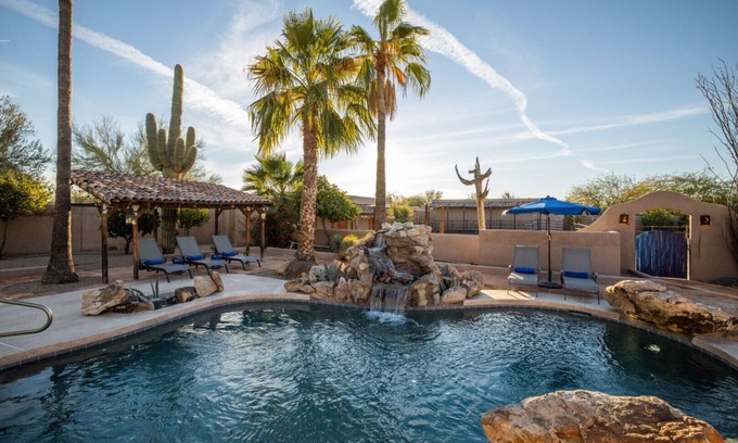 Monte De Paz House | Lux 5BR in Scottsdale: Pickleball, Pool & Golf!