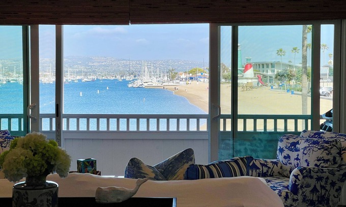 West Newport House | LUX Beachfront Casa de Balboa 229 w/AC - Best Loca
