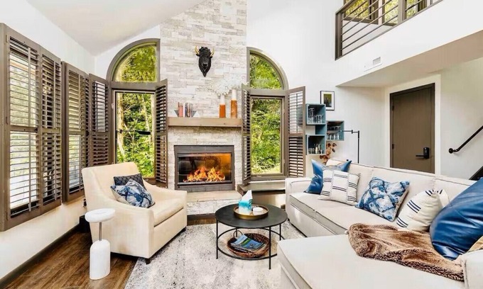 The Galena Territory House | Lux Cozy CornernNew Owner's Special 15% off