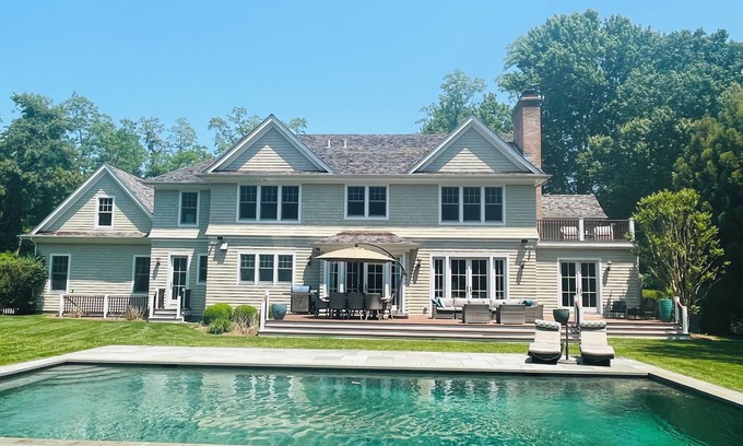 North Haven House | Lux Designer Home- 6 Ensuite Beds, Salt Pool, Media Room, 2 Week Min Rental Only