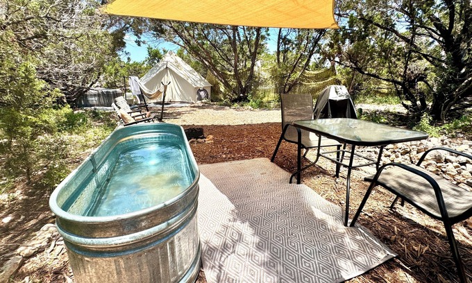 Canyon Lake RV Rental | Lux glamping getaway with private hot tub + pool