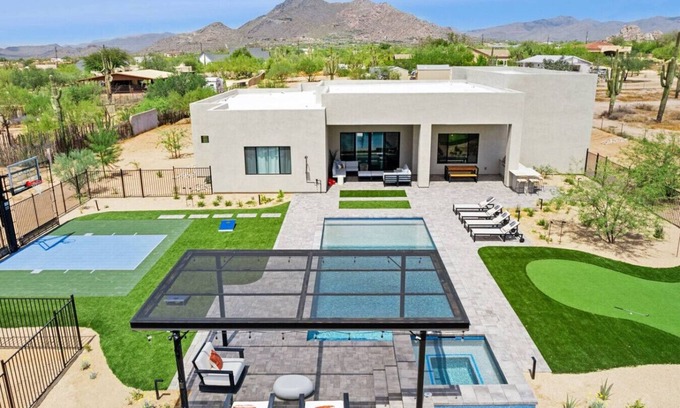 Pinnacle Peak House | Lux Home |Heated Pool|Spa|Golf Sim|Bball Court