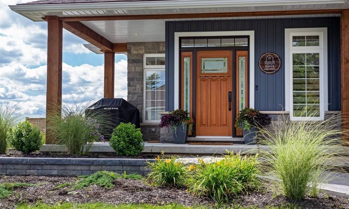 Port Dover Cottage | Lux Lake House on Private Beach + Peloton