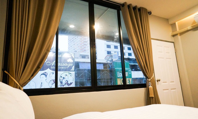 Chang Khlan House | Lux Rooms Night Bazaar