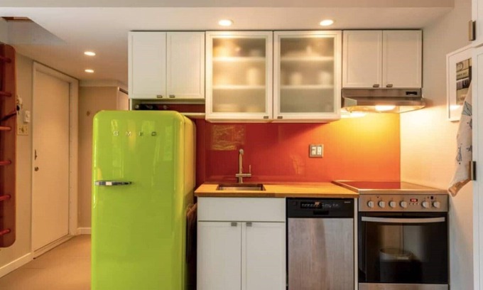 Whistler Creekside House | Lux Townhome in the Trees - Walk to lifts!