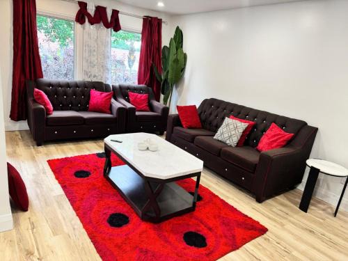 Rosemount House | Luxe 3BR