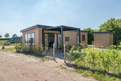Waarde Ski Chalet | Luxe 4 pers chalet op minicamping in waarde