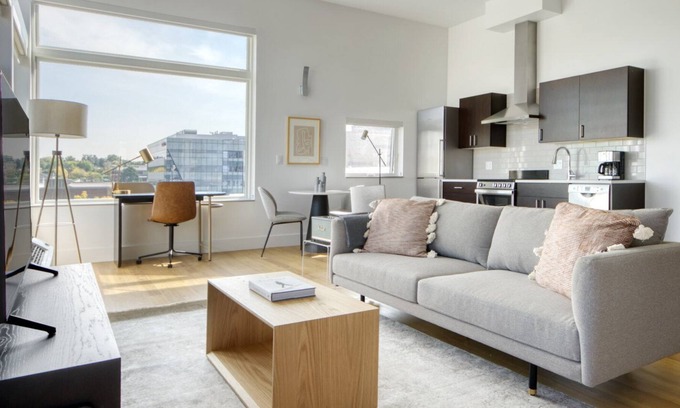 Cherry Creek Apartment | Luxe Cherry Creek Studio w/ Lounge, W/D near 2nd Ave shops, by Blueground