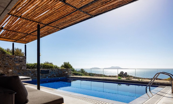 Vizari Villa | Luxe Coastal Escape with Sea Views - Private Heated Pool, Close to Agios Pavlos Beach!