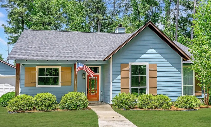 Ruston House | Luxe, Comfortable, Clean & NEW