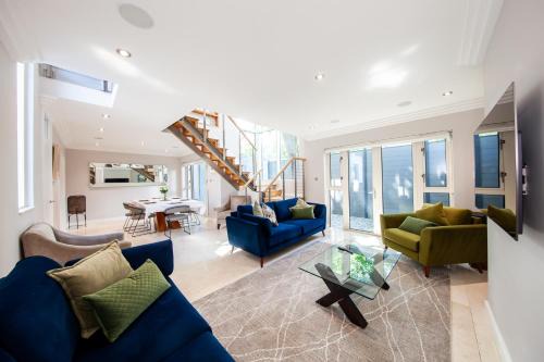 Ballsbridge House | Luxe Dublin 4 Retreat with 3 Bedrooms
